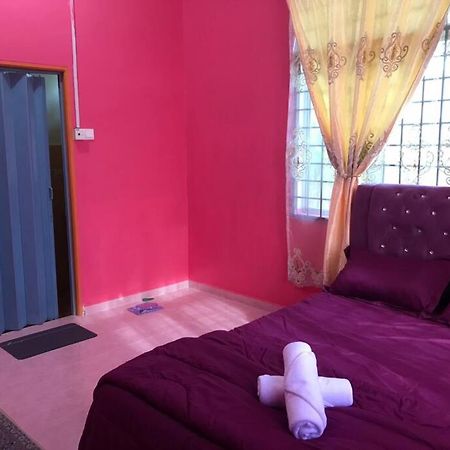 Homestay Che Mat กัวลาตรังกานู ภายนอก รูปภาพ
